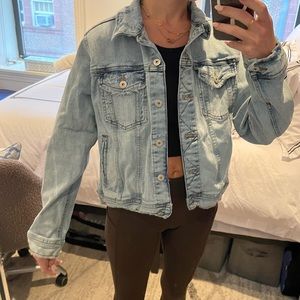 Zara Jean Denim Jacket Cropped XL (fits like a normal small)